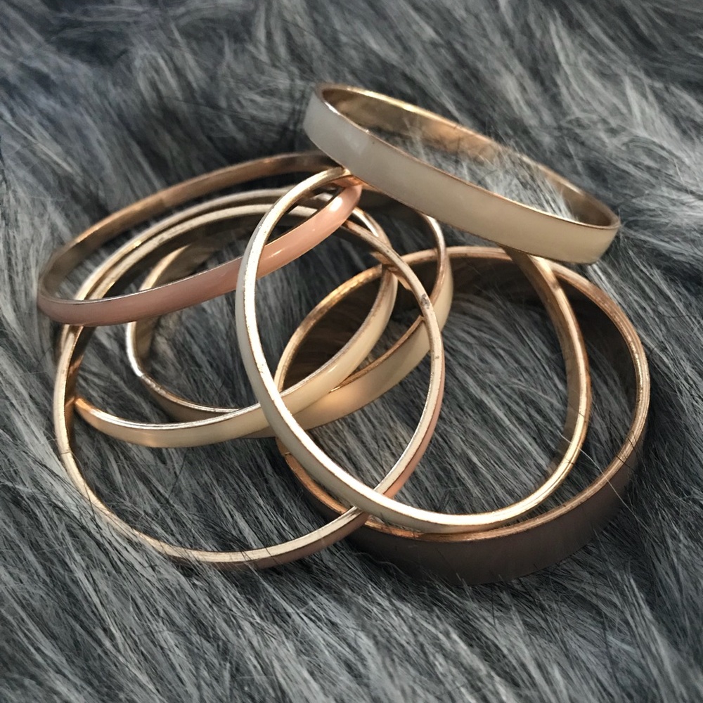 ✨Neutral gold Bracelet Collection✨